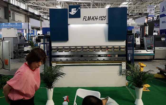 伺服折彎機(jī)